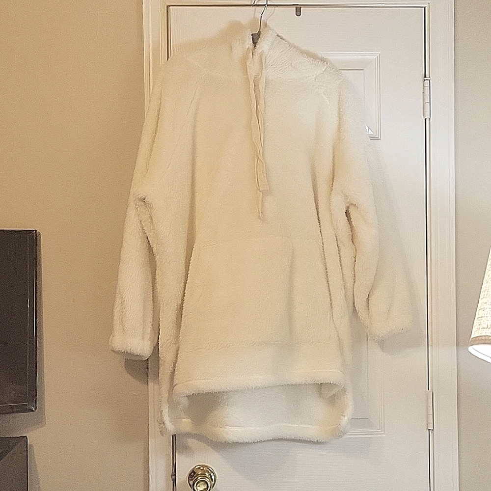 New Zenana 2x Fuzzy Teddy Bear Hoodie